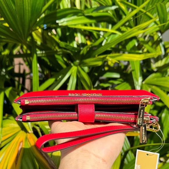 Michael Kors Jet Set Travel Large Double Zip Wallet Bright Red - Picture 7 of 11